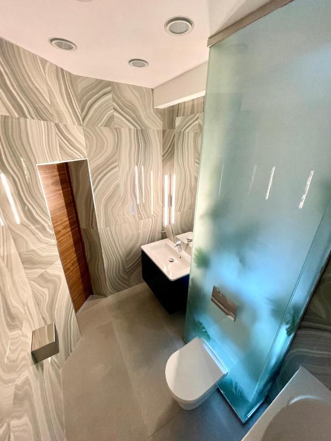 Logvinenko Apartment Biskek Kültér fotó