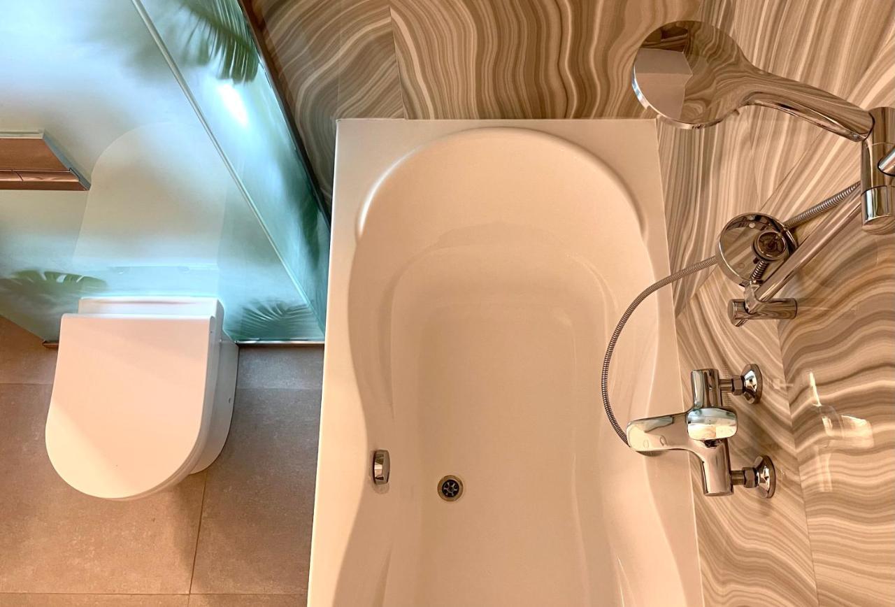 Logvinenko Apartment Biskek Kültér fotó